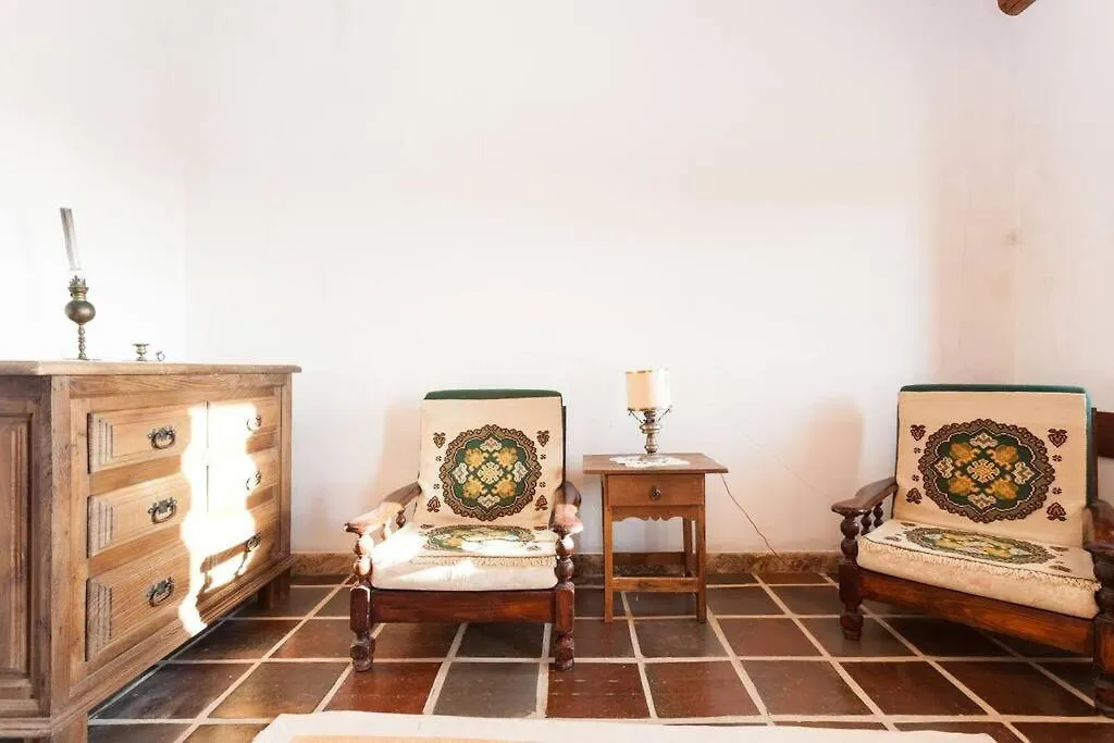 Casa Do Vale Dos Homens Rogil